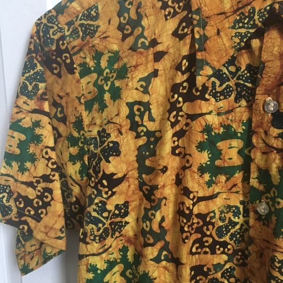 Men’s Vintage 1970s Hawaiian Shirt (mint condition) - Picture 3 of 3